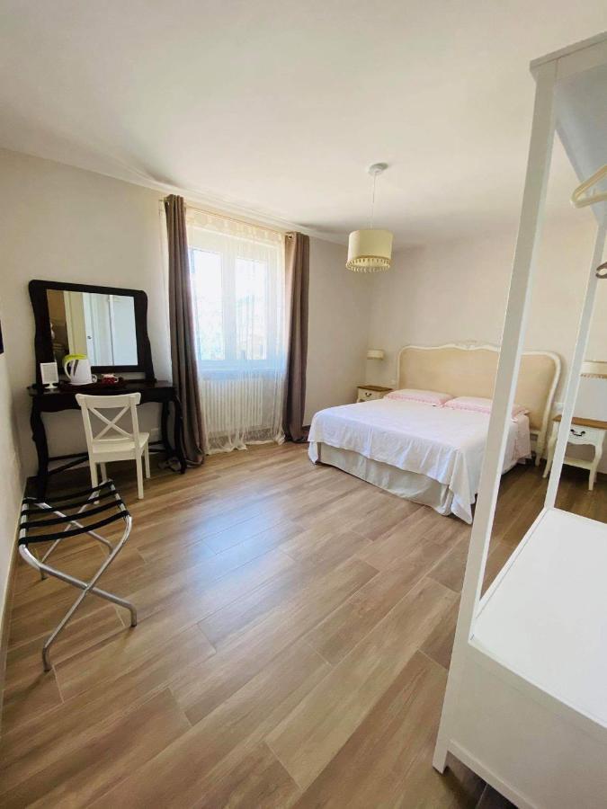 Santa Lucia B&B Gaeta Bagian luar foto