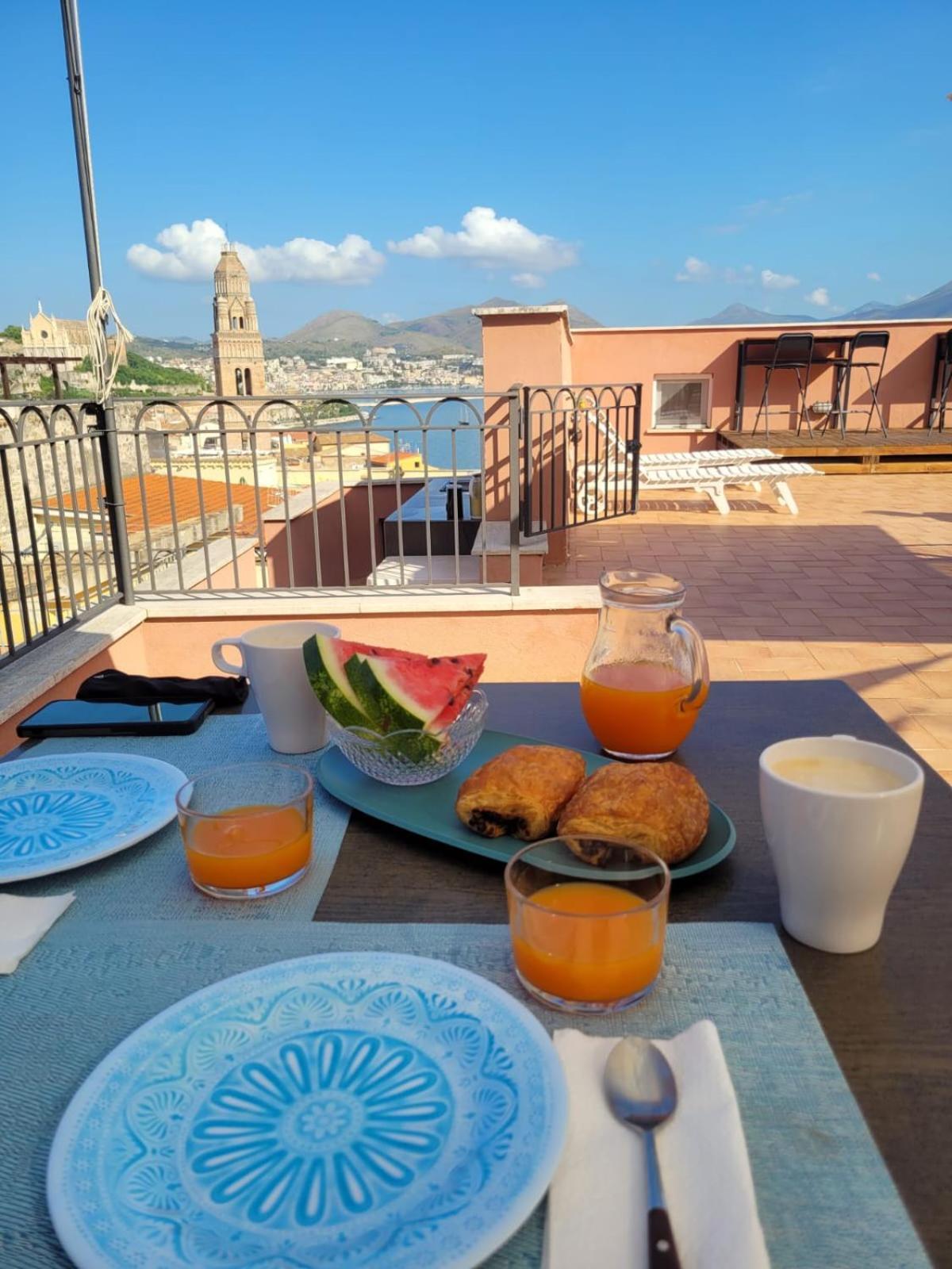 Santa Lucia B&B Gaeta Bagian luar foto