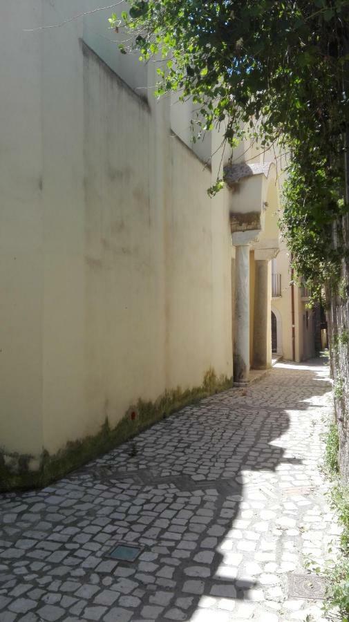 Santa Lucia B&B Gaeta Bagian luar foto