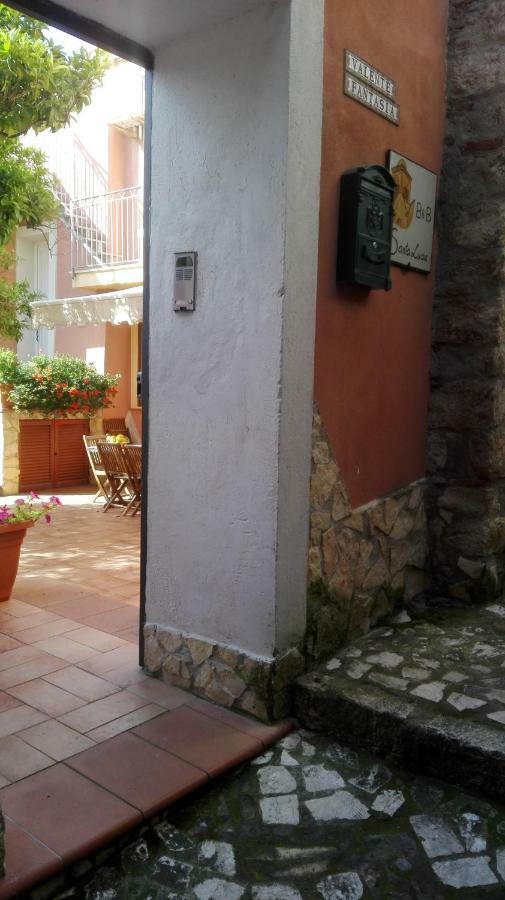 Santa Lucia B&B Gaeta Bagian luar foto