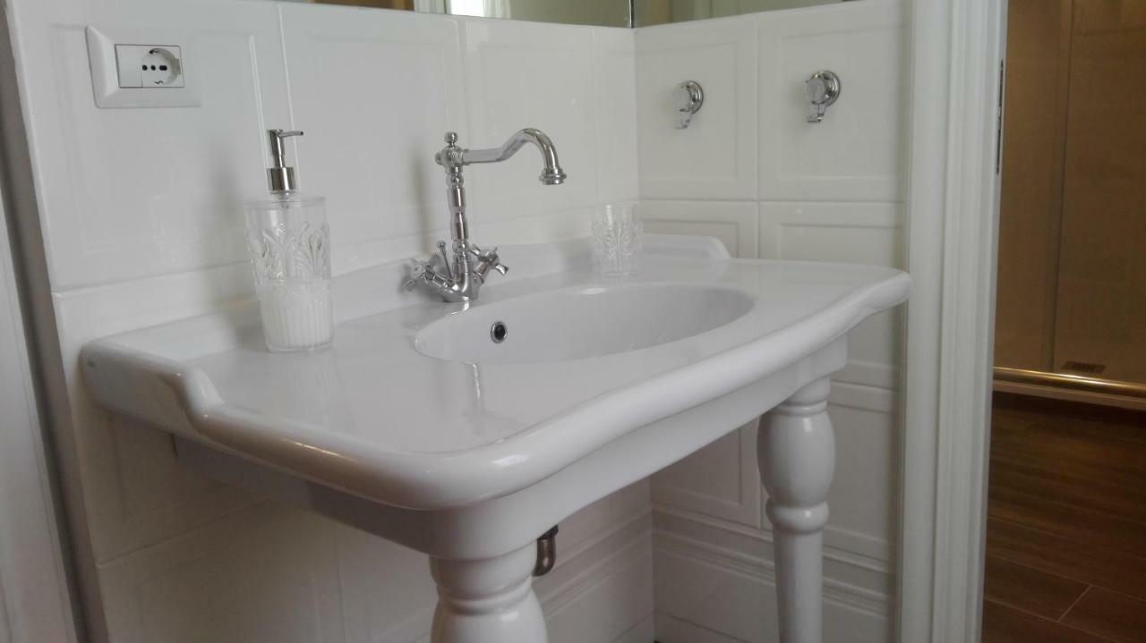 Santa Lucia B&B Gaeta Bagian luar foto